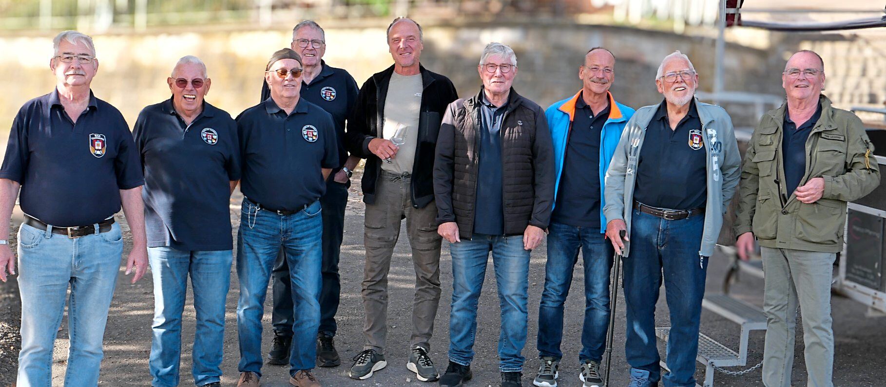 Bad Camberger Feuerwehr-Veteranen. Foto: Weingut Pfennig